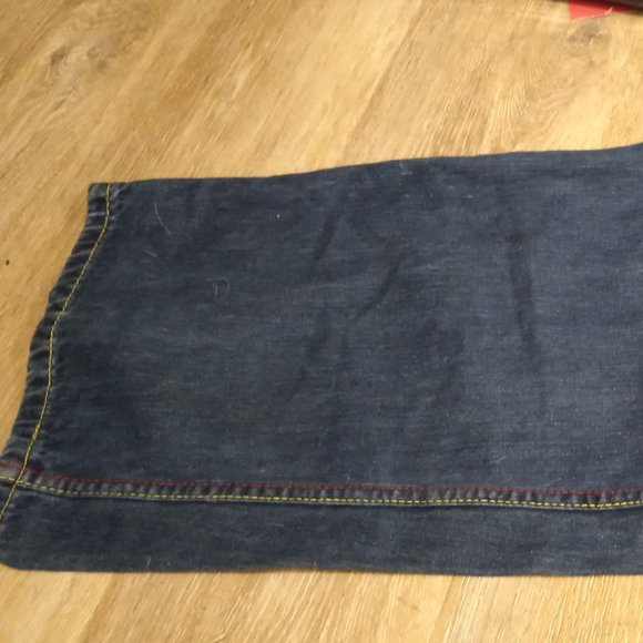 Refuse Jeans - Picture 4 of 4